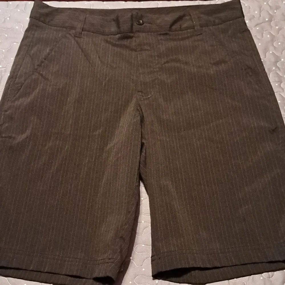 Fila golf shorts size 32